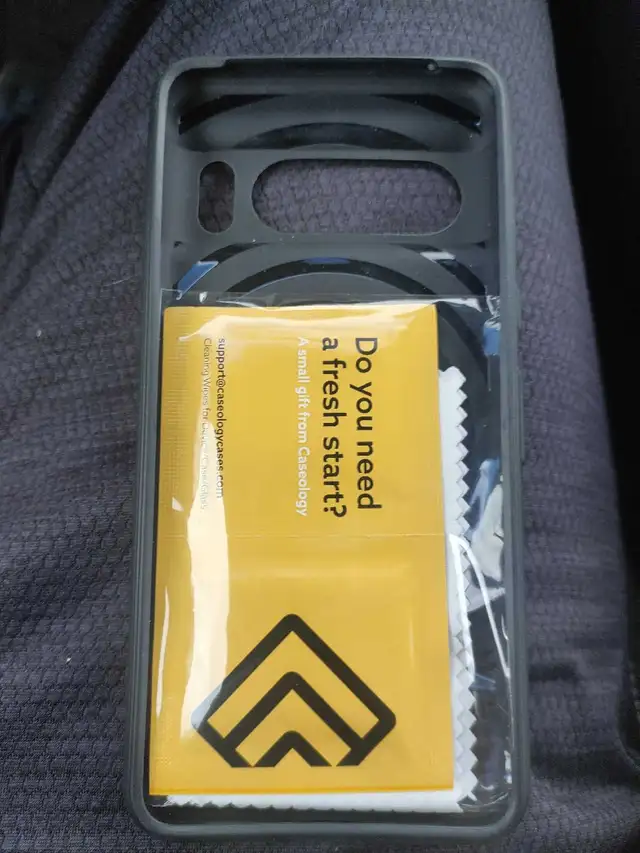 Caseology Parallax for Google Pixel 8 Pro Case in Cell Phone Accessories in St. Catharines - Image 3