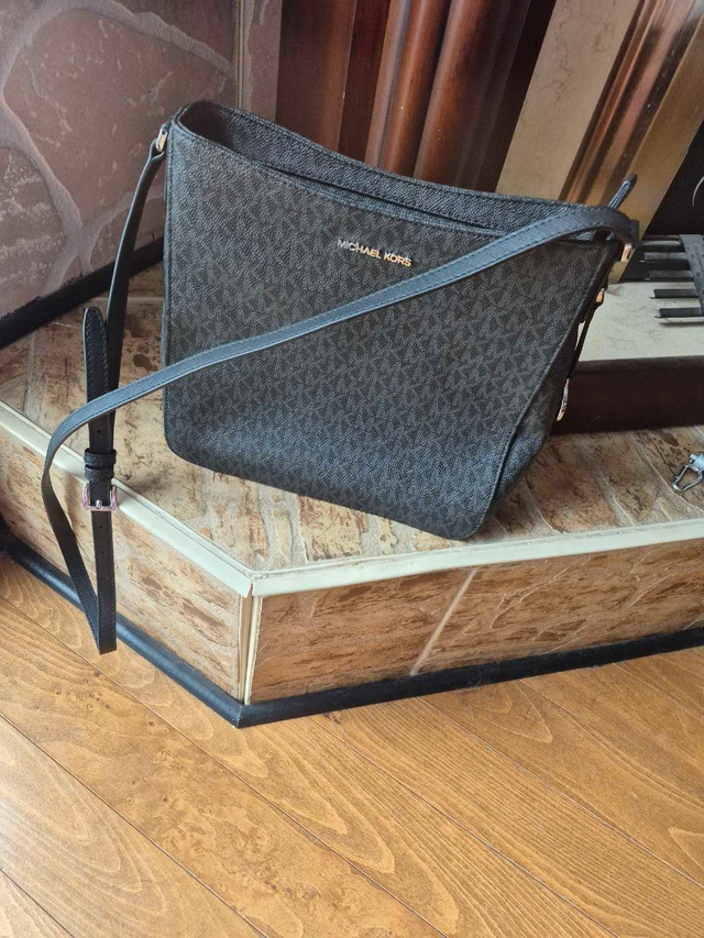 Sac a main Michael Kors  dans Sacs et bagages  à Lanaudière