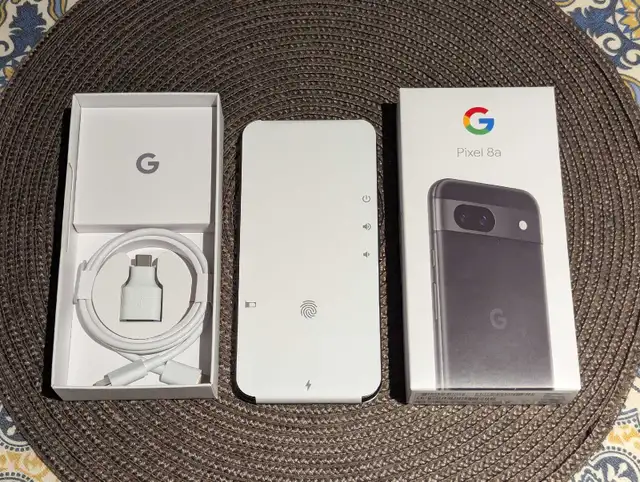 Pixel 8a  in Cell Phones in City of Toronto - Image 4