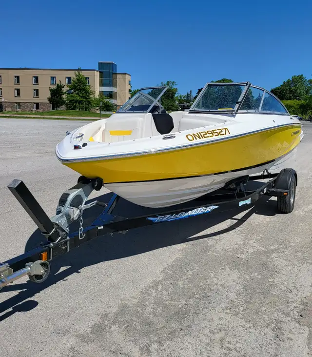 2009 Regal 1900 in Powerboats & Motorboats in St. Catharines - Image 2