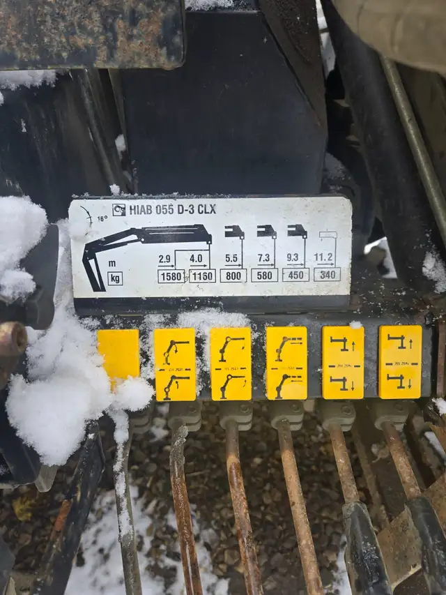 2016 F550 picker truck in Heavy Trucks in Fort St. John - Image 7