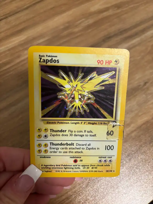 1995 Zapdos Hologram Pokémon card, vintage in Arts & Collectibles in Mississauga / Peel Region - Image 3