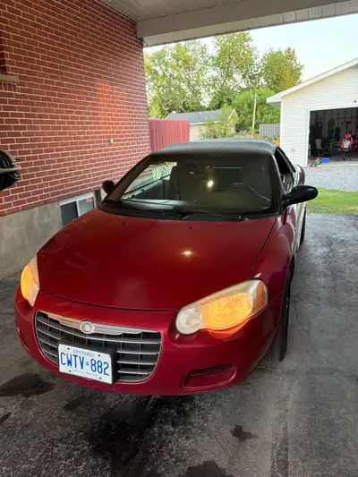2006 Chrysler Sebring convertible! My parents bought this vehicle in 2022 with the intention of driv...