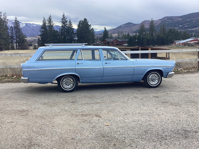 1967 Fairlane wagon. V8 auto in Classic Cars in Kelowna - Image 4