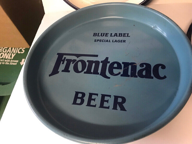 4 VINTAGE FRONTENAC BEER TRAYS - 3 PORCELAIN *PLEASE READ AD* in Arts & Collectibles in Mississauga / Peel Region - Image 2