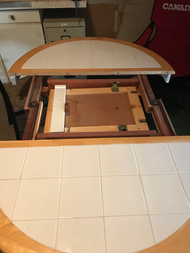 tiled kitchen table with mechanical leaf in Dining Tables & Sets in City of Halifax - Image 2