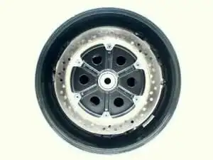 Je cherche .. Roue Arriere Moto Honda ST 1300 ABS , Martial 819-845-5259 mdepault@mail.com