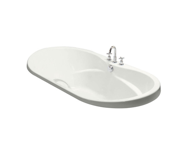 Maax Living 7242 Acrylic Drop-in Center Drain Bathtub in White in Plumbing, Sinks, Toilets & Showers in Markham / York Region - Image 2