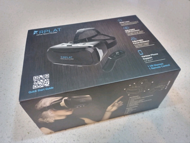 3D Virtual Reality Goggles/Glasses with Wireless Remote (*NEW*) in General Electronics in City of Toronto
