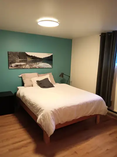 Grande chambre à louer