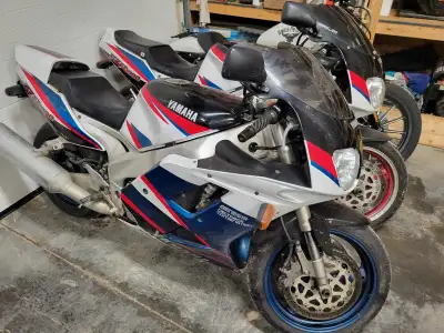 Not an YZF, no classification for FZR. Last year for the Yamaha FZR 1000 EXUP. These 2 bikes are EXT...