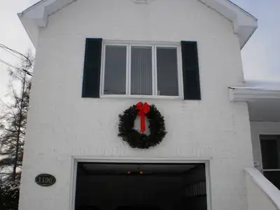 42inch pre-lit outdoors Christmas wreath, View more