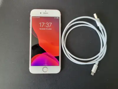 IPhone 6s Rose 32 Go, View more