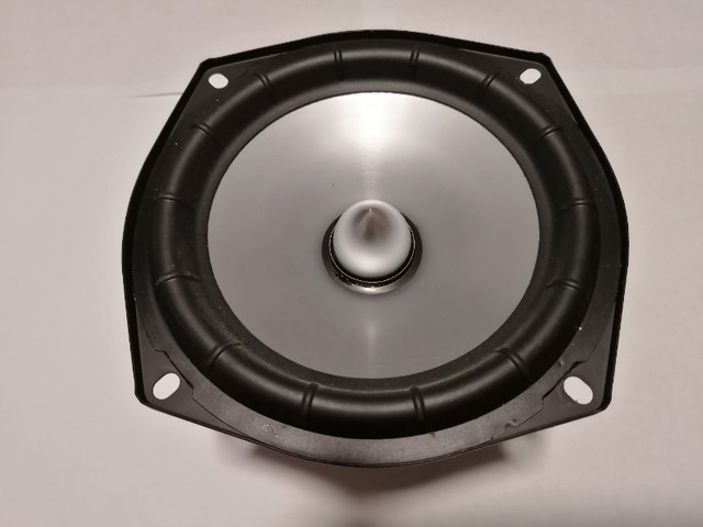 Energy 5 1/4 " Woofer 1008537 in Speakers in Ottawa