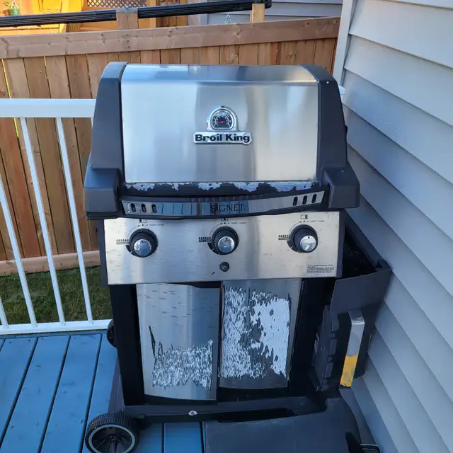 BBQ for Sale in BBQs & Outdoor Cooking in Edmonton - Image 3