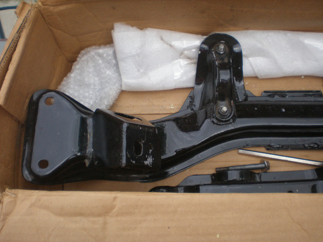 1969-1978 DATSUN  Z  CARS V-8 SWAP KIT FOR SALE. in Other Parts & Accessories in Leamington - Image 3