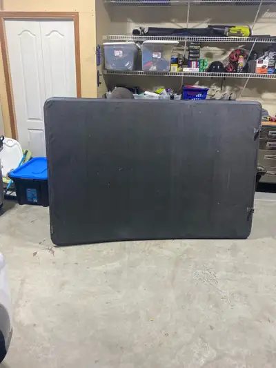 Tri fold tonneau cover from 2000-2012 Ford Ranger 75 inches by 51 inches