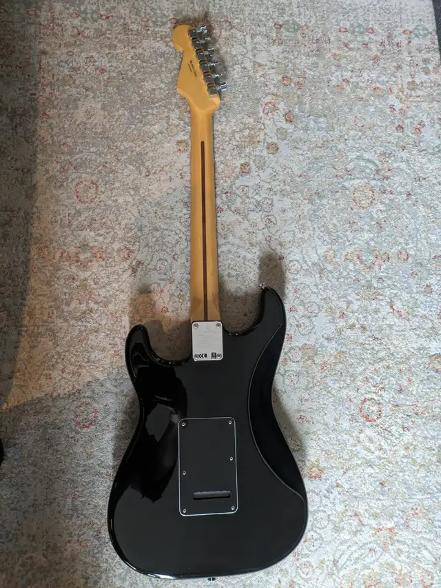 Electric Guitar Fender Stratocaster BlackTop in Guitars in Guelph - Image 4