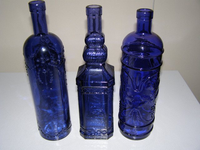 Lots of Blue Glass!  (REDUCED) in Arts & Collectibles in City of Halifax