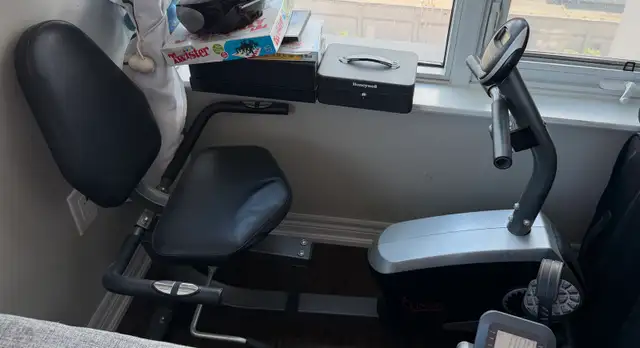 Exercise Bike491788944561950720
