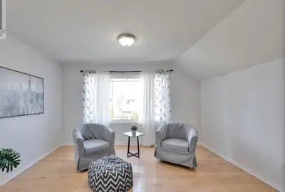 Available in a quiet Gloucester-area residential neighbourhood. Enjoy the comfort and privacy of a l...