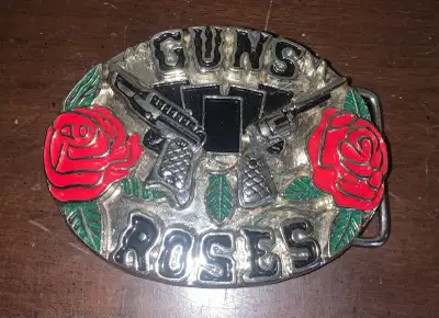 Guns N’Roses belt buckle. Steel. Appears unused, no signs or wear and tear, but I can’t say 100% so...