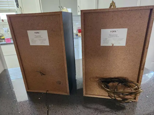 Vintage Yorx Speakers in Speakers in Edmonton - Image 8