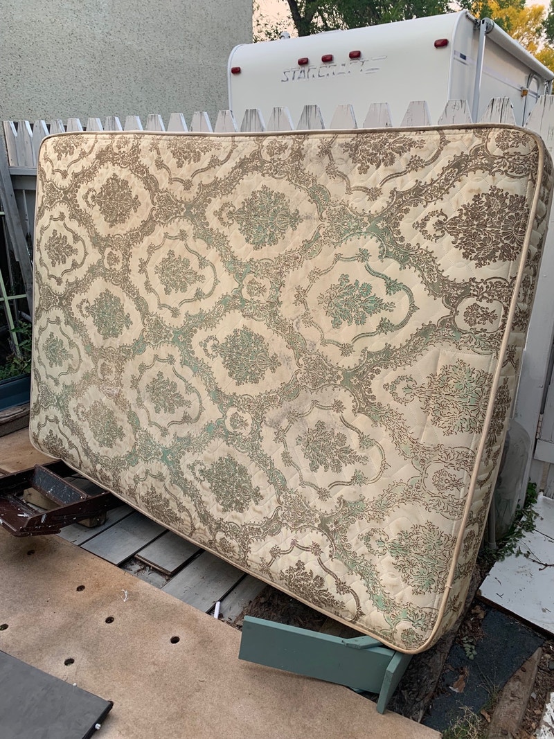 free Double size mattress Free Stuff Saskatoon Kijiji
