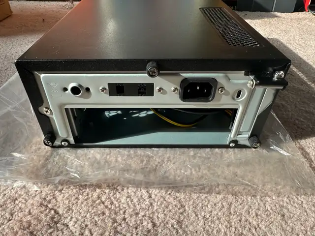 Antec ISK300-150 Mini-ITX desktop computer case w Power supply in System Components in City of Toronto - Image 6