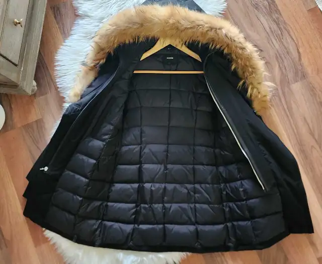 RUDSAK Women's Down Parka XS | Fur Trim Winter Coat in Women's - Tops & Outerwear in Markham / York Region - Image 11