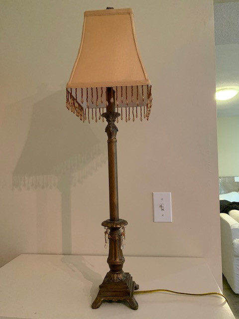 Antique looking lamp-height 31 in in Indoor Lighting & Fans in North Shore