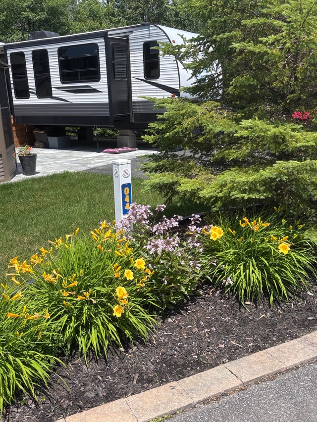 415 Mnt Saint-Claude — photo 1