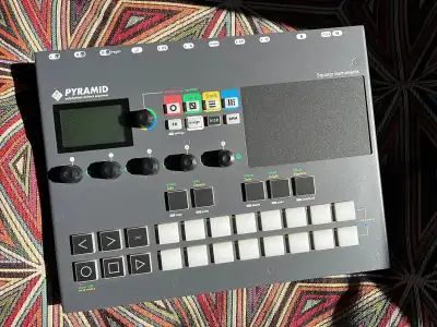 Squarp PYRAMID MK3 - 64track MIDI & CV Sequencer - 2021, View more