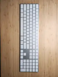 Wireless Apple Magic Keyboard - Full Size