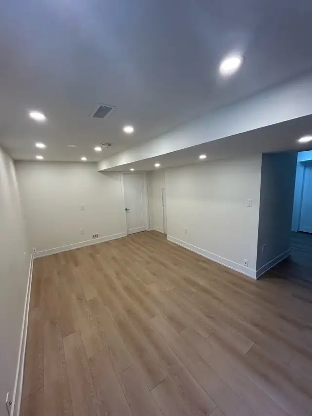 basement for rent in Long Term Rentals in Mississauga / Peel Region - Image 5