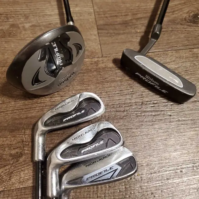 Youth Jr.   WILSON Golf Clubs Graphite Shafts in Golf in Barrie - Image 9