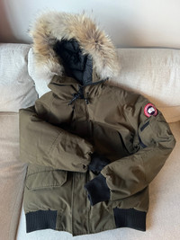 CANADA GOOSE army green Chilliwack Bomber Down Jacket