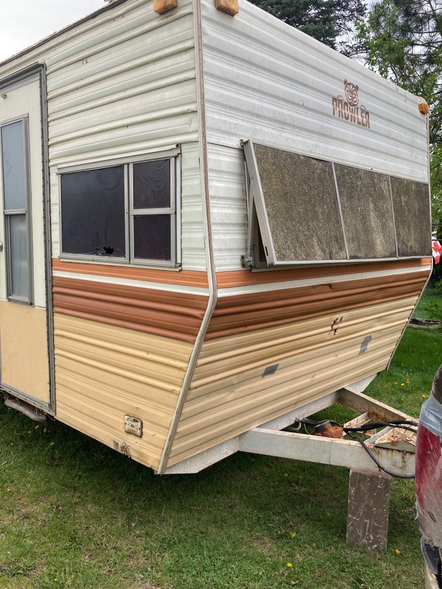 24’ prowler camper trailer park storage office cottage camp apt Park