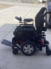 Power wheelchair 