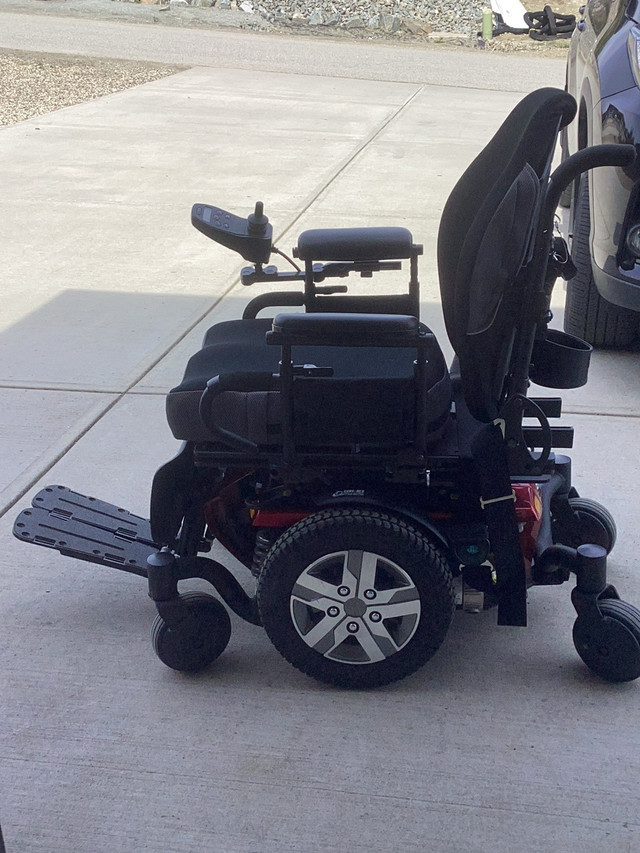 Power wheelchair  in Health & Special Needs in Kamloops