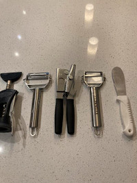 Selling Kitchen items, Can opener, wine bottle opener Peeler