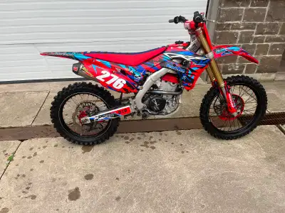 Completely rebuilt Eng new engine cases from Honda all bearings and crank new cylinder and piston 0k...