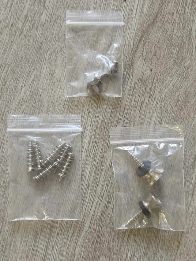used stratocaster parts in Guitars in London - Image 4