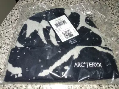 Arc'teryx Grotto Toque Brand New w/ Tags (BNWT), View more