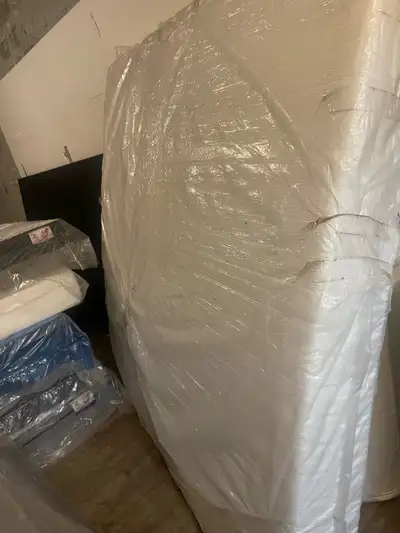 Brand New KING HYBRID Mattresses $549 Platform $99 , View more