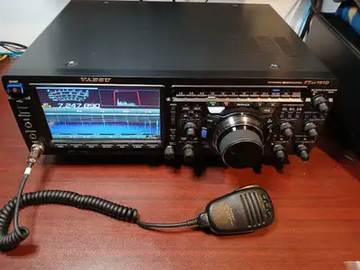 Yaesu FTDX101D for sale. Radio can be fully tested before purchase at my QTH. Second owner, I have o...
