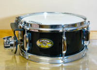 Pearl Firecracker snare drum in great condition