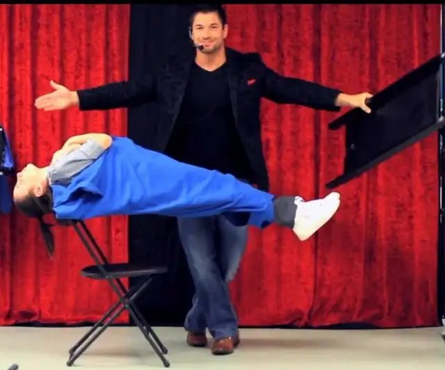 Magician64520059018498121