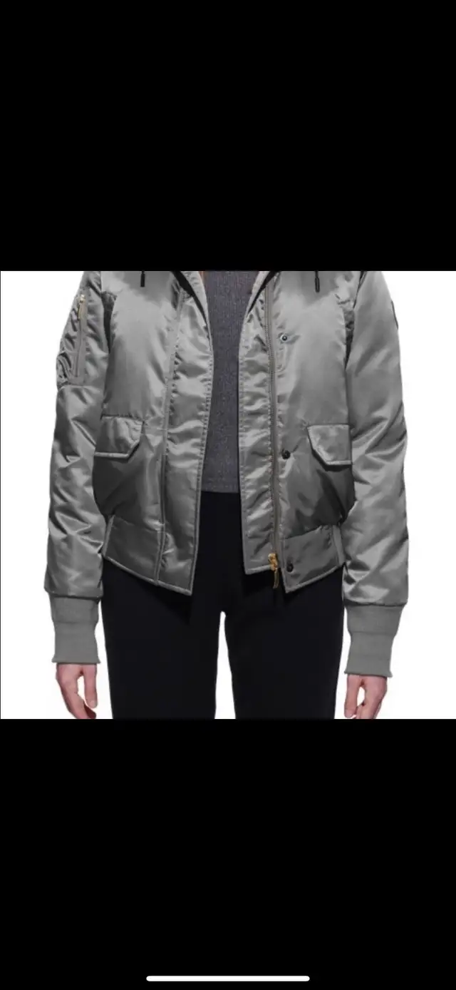OVO x CANADA GOOSE  CHILLIWACK BOMBER - STEEL GREY ( SIZE M in Other in Mississauga / Peel Region - Image 3