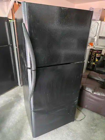 FREE DELIVERY!! Frigidaire top freezer fridge in prefect working order $200 Nice black fridge Needs...